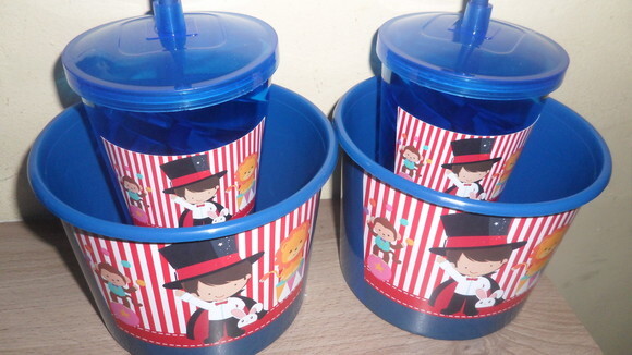 Lembrancinha Circo Kit Balde de Pipoca de 1,5 Litro + Copo Tampa 