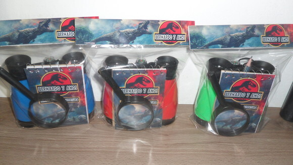 Kit Binoculo + Lanterna + Lupa + Bloquinho + Mini Lápis