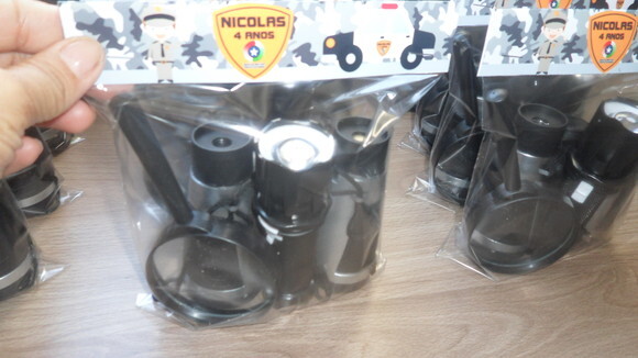 Kit Binoculo Prata + Lanterna + Lupa Tema Policial