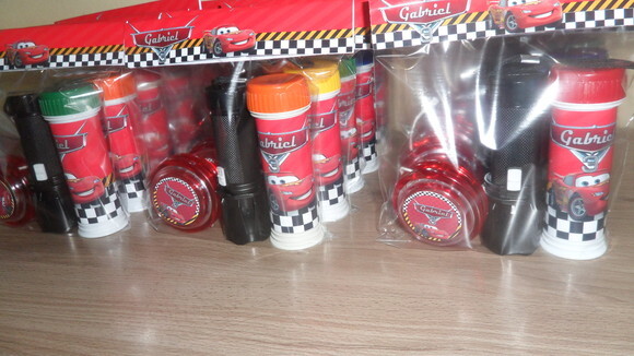 Kit Bolha de Sabão+ Ioio Tema + Lanterna Carros