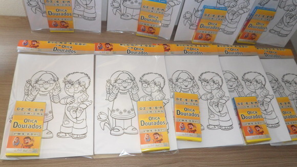 Kit de Desenhos para Colorir com Giz de Brindes para Empresa