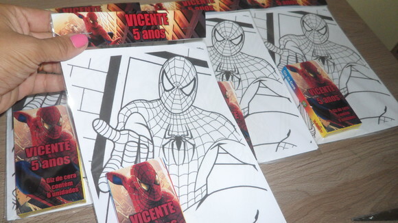 Kit de Desenhos para Colorir com Giz de Cera Homem Aranha
