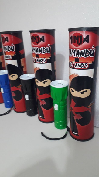 Kit Pega Vareta e Mini Lanterna + Saquinho Tag e Fita Ninja