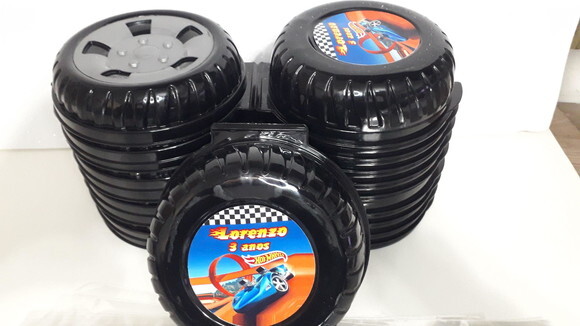 Lembrancinha Hot Wheels Pote em Formato de Roda Capacidade: 340 m