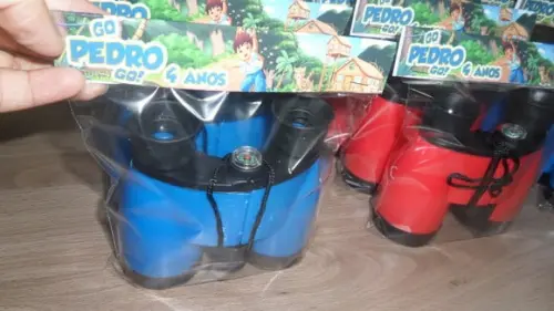Binoculo de Plástico Colorido com Zoom Dora Aventureira