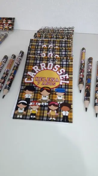 Bloquinho Mini Lápis + Lapela Tema Carrossel