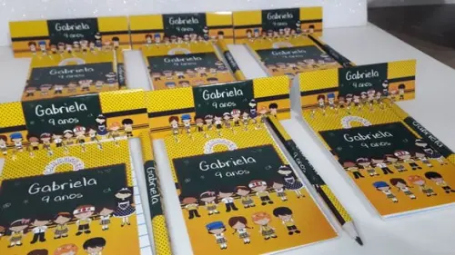 Bloquinho Mini Lápis + Lapela Tema Carrossel com Foto