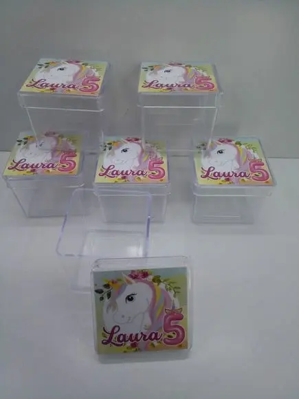 Caixa Acrílica 4x4cm Personalizado Tema Unicórnio