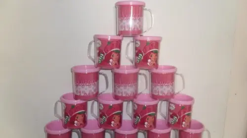 Caneca Acrilica para Foto Tampa de Rosquear Moranguinho