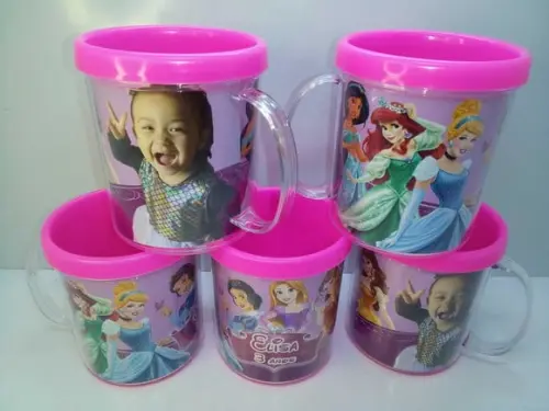 Caneca Acrilica para Foto Tampa de Rosquear Tema Princesas