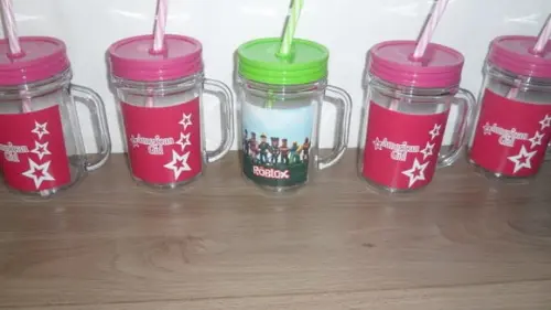 Caneca com Tampa e Canudo 400ml Tema Roblox