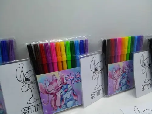 Canetinhas Kit com 12 Cores + 6 Desenhos Lilo e Stich