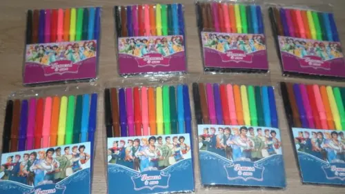 Canetinhas Kit com 12 Cores Tema Principes e Princesas