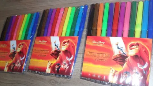 Canetinhas Kit com 12 Cores Tema Rei Leão