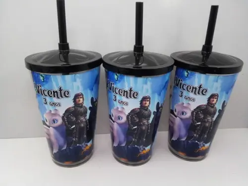 Copo com Tampa e Canudo 500 ml Como Treinar Seu Dragão