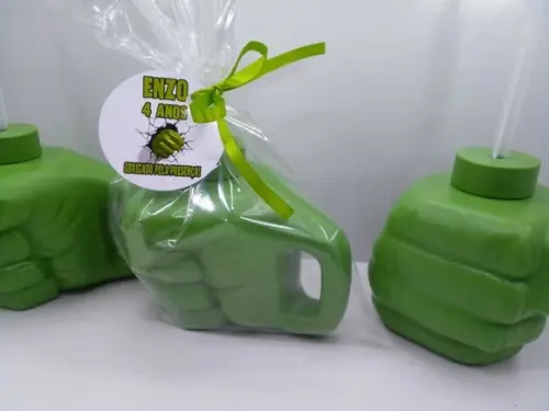 Copo Mão Vingadores 450 ml com Tampa e Canudo 12 x 11cm