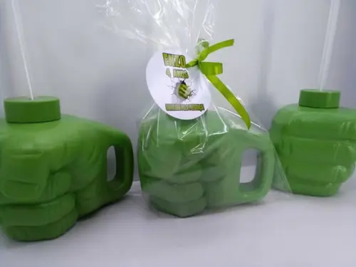 Copo Mão Vingadores 450 ml com Tampa e Canudo 12 x 11cm