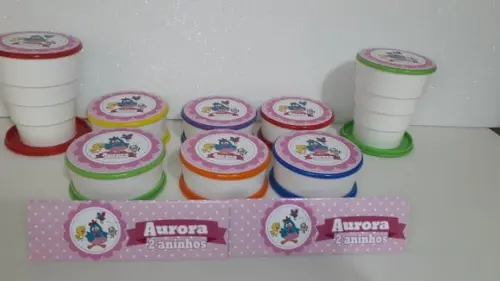 Copo Retratil ou Copo Sanfonado Galinha Pintadinha