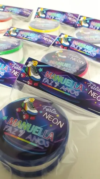 Copo Retratil ou Copo Sanfonado Tema Festa Neon