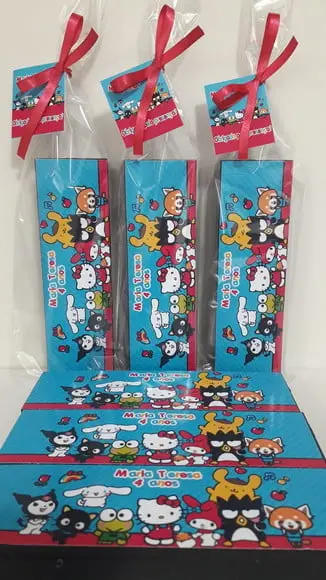 Domino Personalizado Hello Kitty e Sua Turma