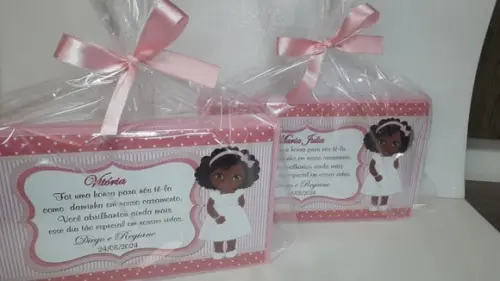 Estojo de Colorir com Desenhos Kit com 46 Peças Dama e Pajem