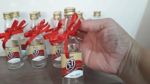 Garrafinha de Vidro Cachaça 51