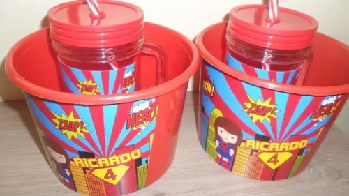 Kit Balde de Pipoca 1,5l+ Caneca Tampa e Canudo 400ml