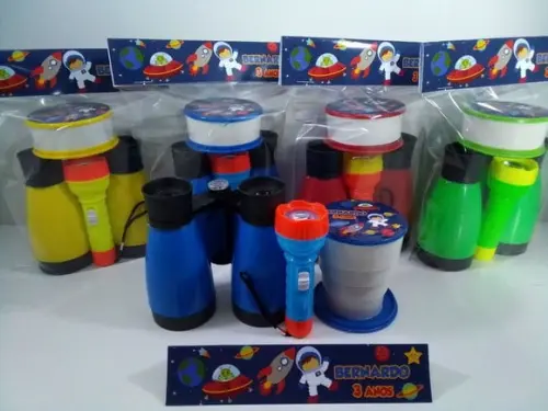 Kit Binoculo + Copo Retratil Cores Sortidas + Lanternas