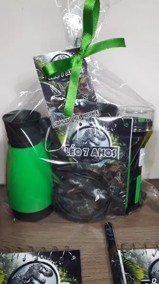 Kit Binoculo + Lanterna + Lupa + Bloquinho + Mini Lápis