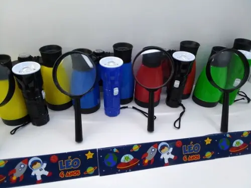 Kit Binoculo + Lanterna + Lupa Tema Astronauta