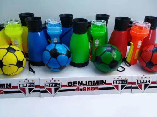 Kit Binoculo + Mini Bola + Lanternas com Lapela Tema Futebol