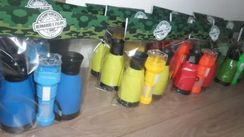 Kit Binoculo e Lanterna Tema Acampamento