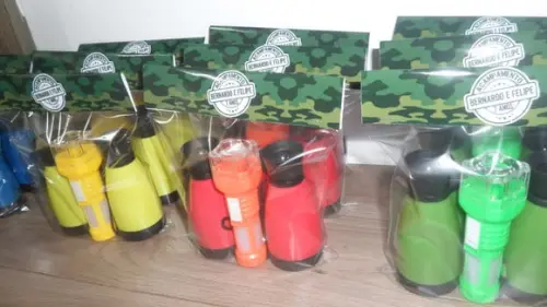Kit Binoculo e Lanterna Tema Acampamento