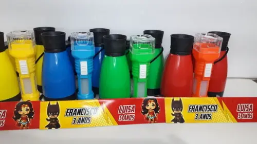 Kit Binoculo e Lanterna Tema Batman e Mulher Maravilha