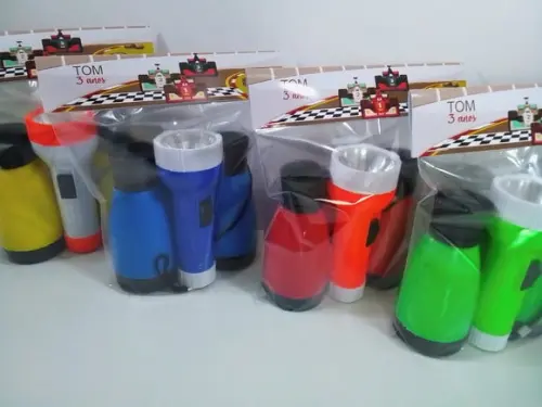 Kit Binoculo e Lanterna Tema Corrida Formula 1