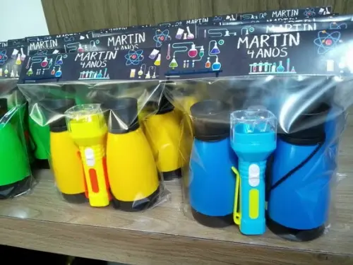Kit Binoculo e Lanterna Tema Cientista