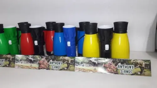 Kit Binoculo e Lanterna Tema Parque dos Dinossauros