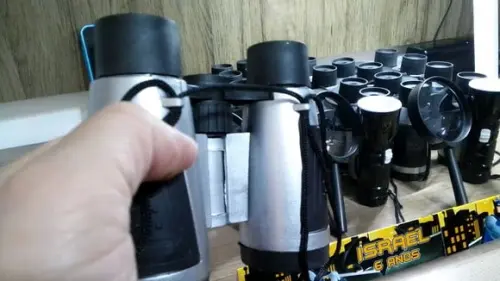 Kit Binoculo Prata + Lanterna + Lupa Tema Batman