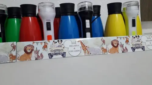 Kit Binoculo Zoom 4 Vezes e Lanterna Mickey Safari Aquarela