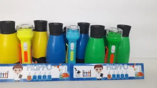 Kit Binoculo Zoom 4 Vezes e Lanterna Tema Cientista