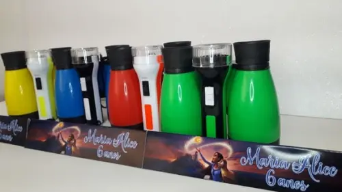 Kit Binoculo Zoom 4 Vezes e Lanterna Tema Wish