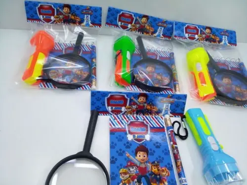 Kit Bloquinho + Mini Lápis + Lanterna + Lupa Patrulha Canina
