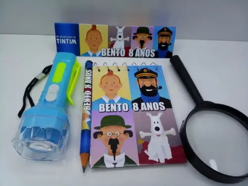 Kit Bloquinho + Mini Lápis + Lanterna + Lupa Tintim