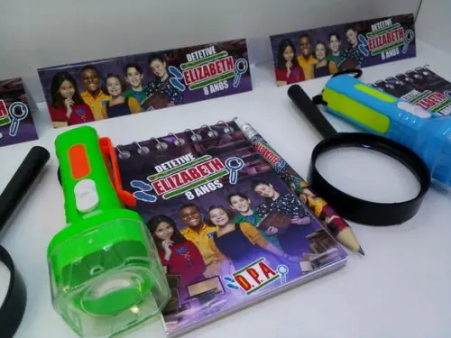 Kit Bloquinho + Mini Lápis+lanterna+lupa Detetives