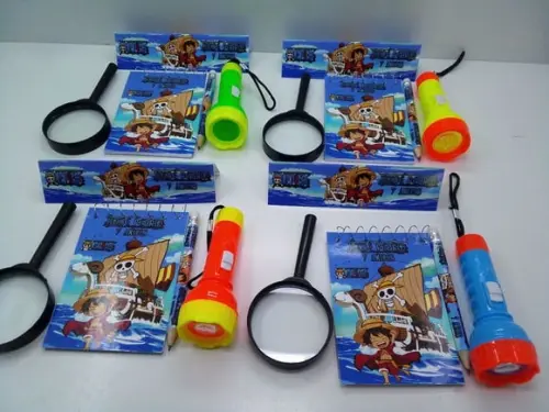 Kit Bloquinho + Mini Lápis+lanterna+lupa Tema One Piece