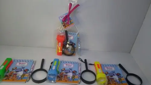 Kit Bloquinho+ Lápis+lanterna+lupa+ Tag + Fita Cetim