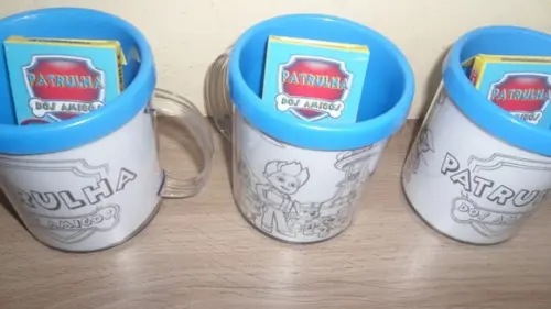 Kit Caneca com Desenho + Giz de Cera Tema Patrulha Canina