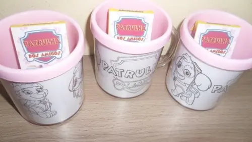 Kit Caneca com Desenho + Giz de Cera Tema Patrulha Canina
