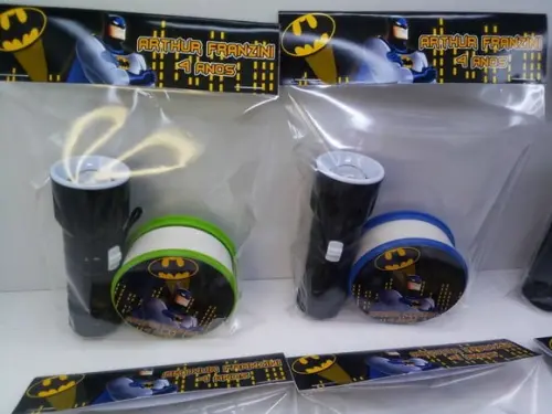 Kit Copo Retratil + Mini Lanterna Batman