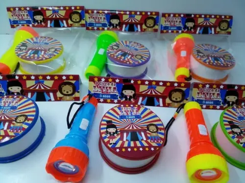 Kit Copo Retratil + Mini Lanterna Circo Vermelho